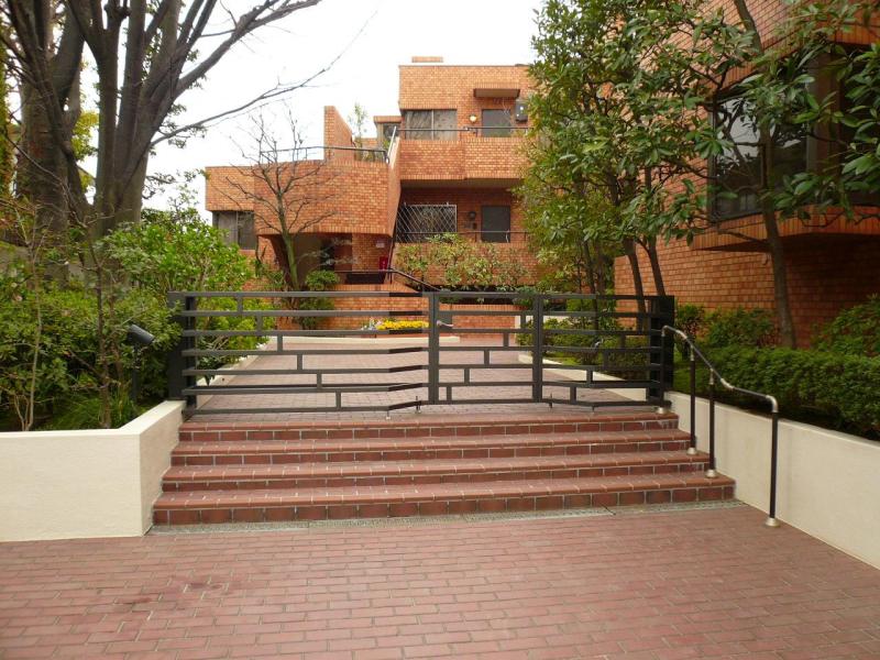 テラス田園調布 エントランス