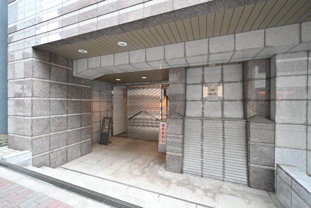 パレステュディオ銀座一丁目 エントランス