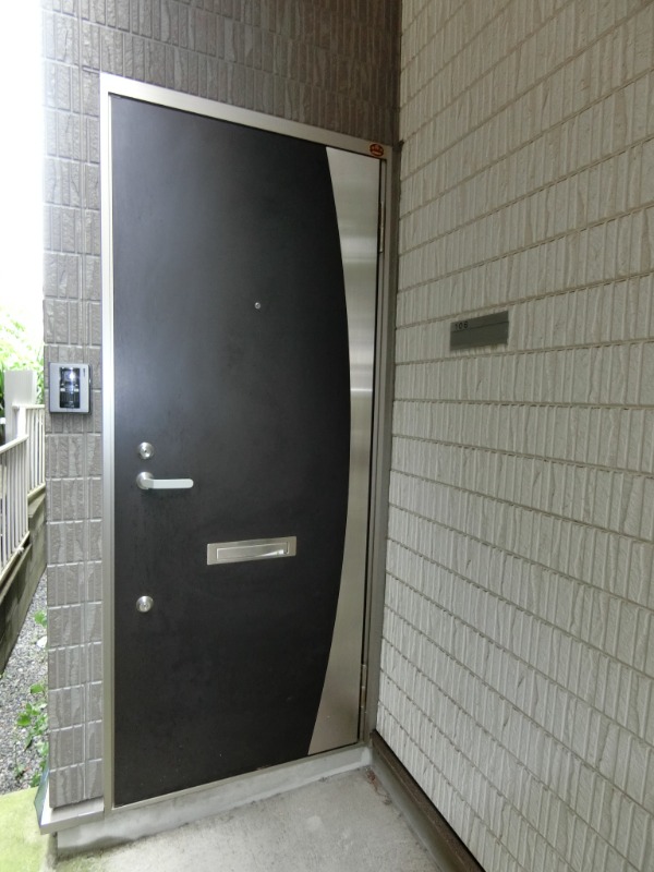 ミルプラージュ2階 Wロック　角部屋です