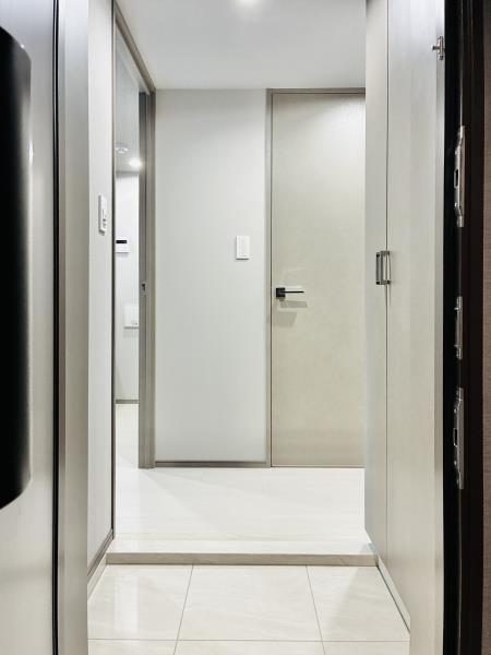 コンポジット早稲田鶴巻町4階 玄関