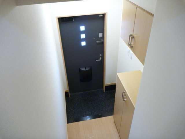 ユニバーサイド00202号室 玄関