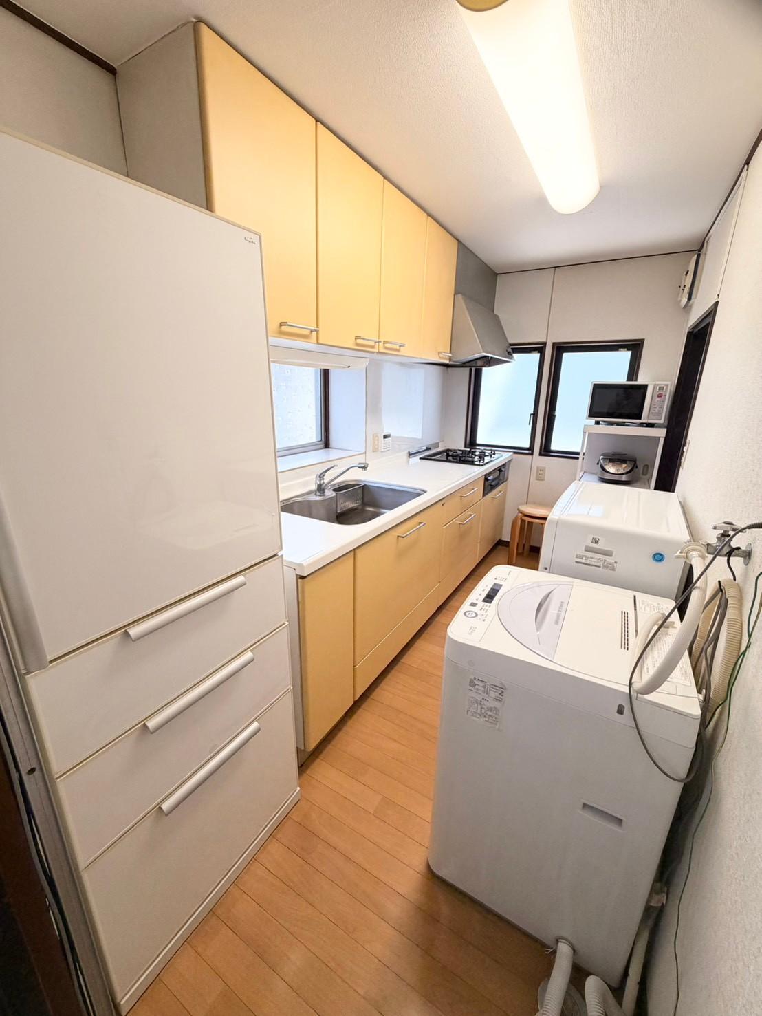 所沢市東新井町戸建 即入居可能な家電付（冷蔵庫、洗濯機、乾燥機、炊飯器、レンジ）