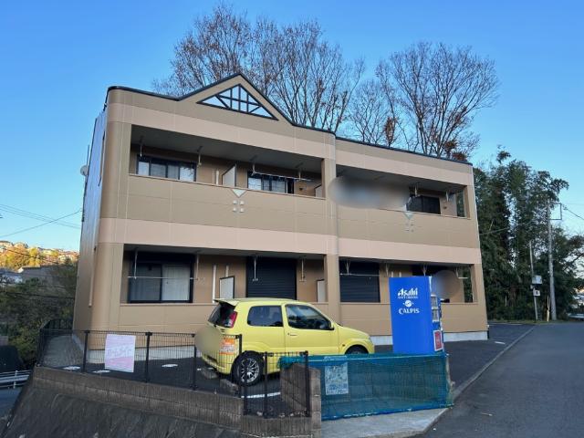 クレストール 外観写真（昼）