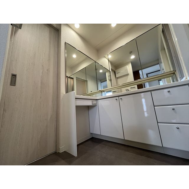 ステーションフロント都立大学0803号室 内観