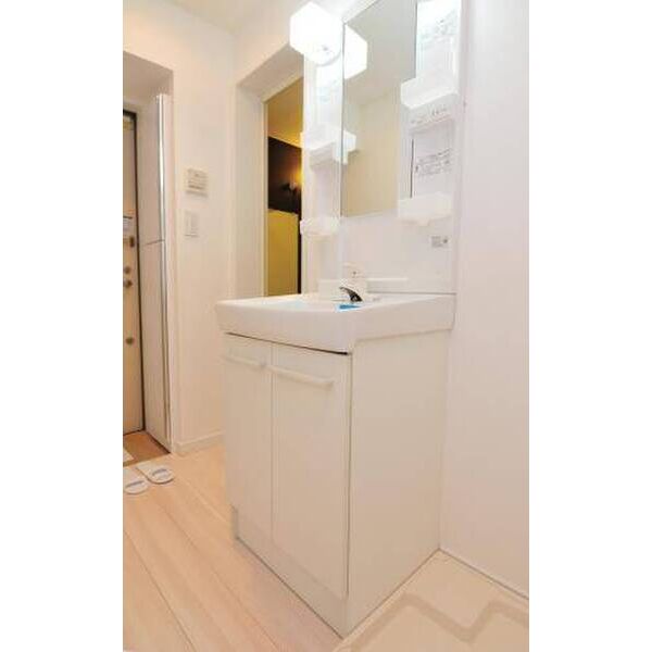 ベネボレンス千早 洗面