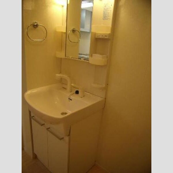 ジュネス205号室 ジュネス洗面台