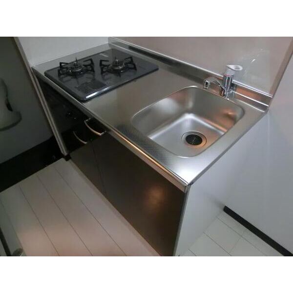 メゾン・ドゥ・フォレスト キッチン