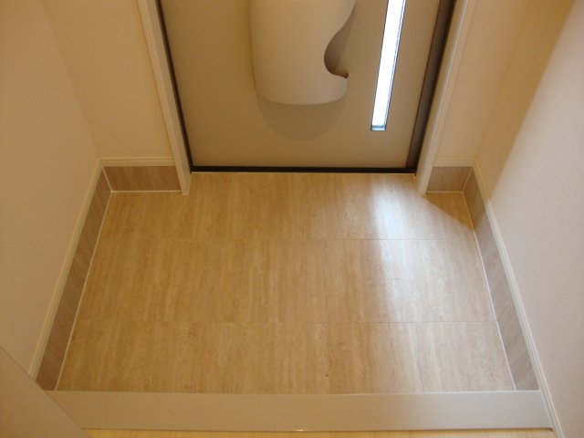 ルノンロワール 玄関