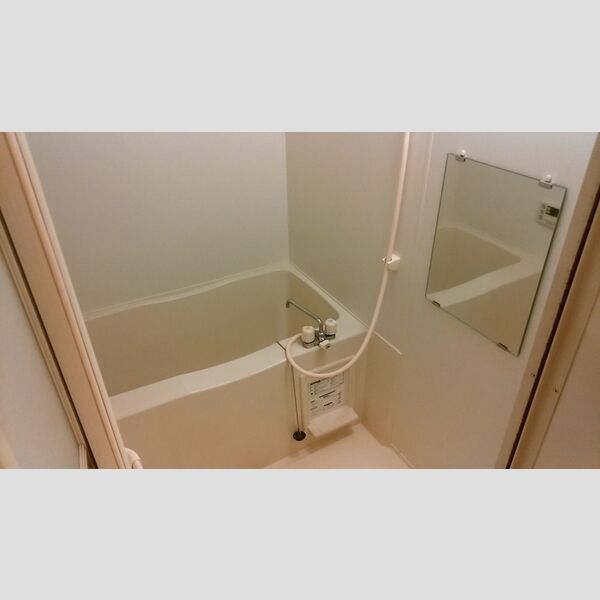 レセンテ・本八幡202号室 お風呂