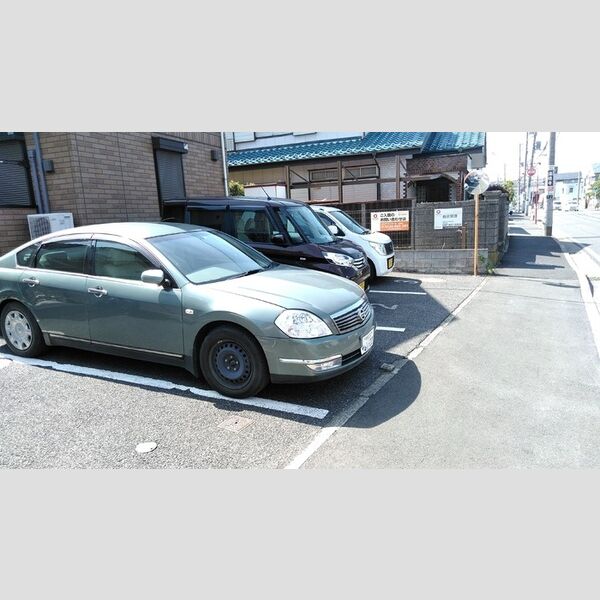 プレジオ樹 駐車場