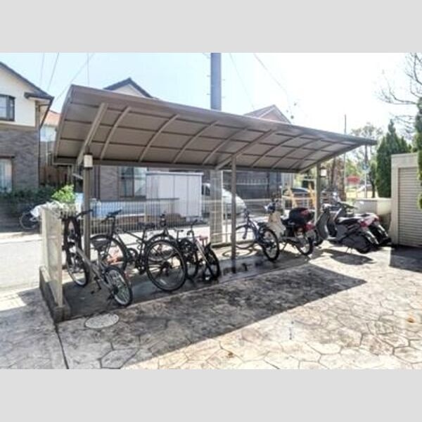 ボナール205号室 駐輪場