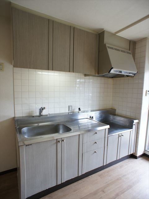 ルミエール若葉0302号室 キッチン