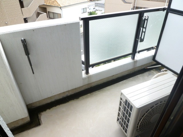 ガーデンヒルズ中山(K-048)4階 バルコニー