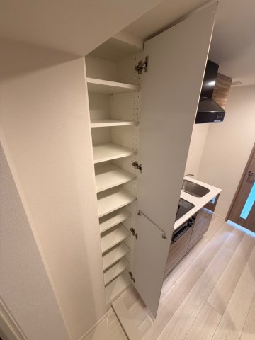 ガーラ行徳グランドステージ2階 収納