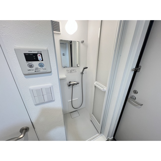 フレシール大久保b110号室 シャワーブース付き♪