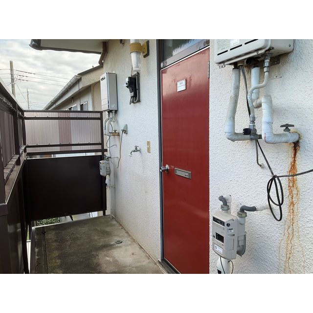 富山ハイツ 玄関