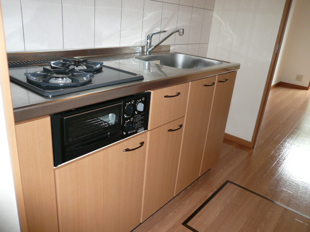 ハイツルミナス システムキッチン