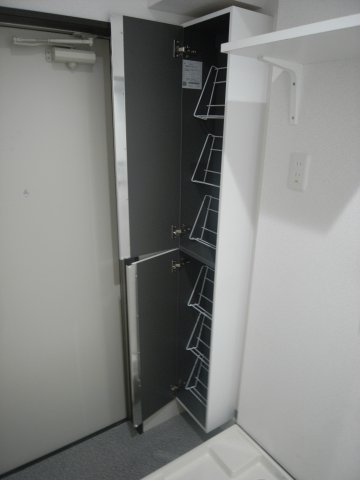 ベイルーム生麦101号室 収納