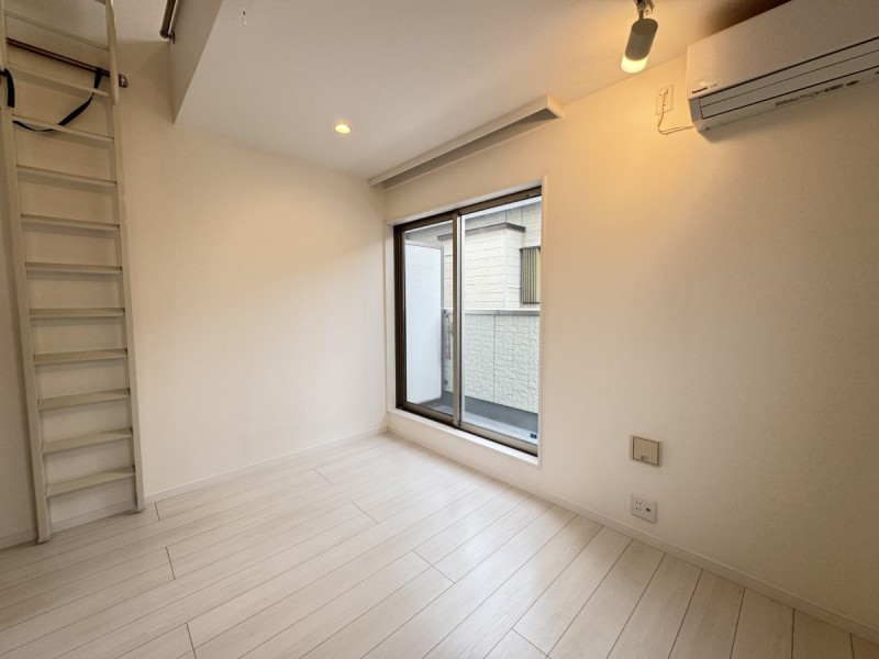 Ｉｎｆｏｇｌｉａ　Ｃｌａｉｒ2階 内観