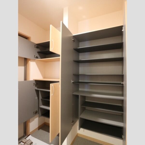 クレイドル301号室 シューズボックス