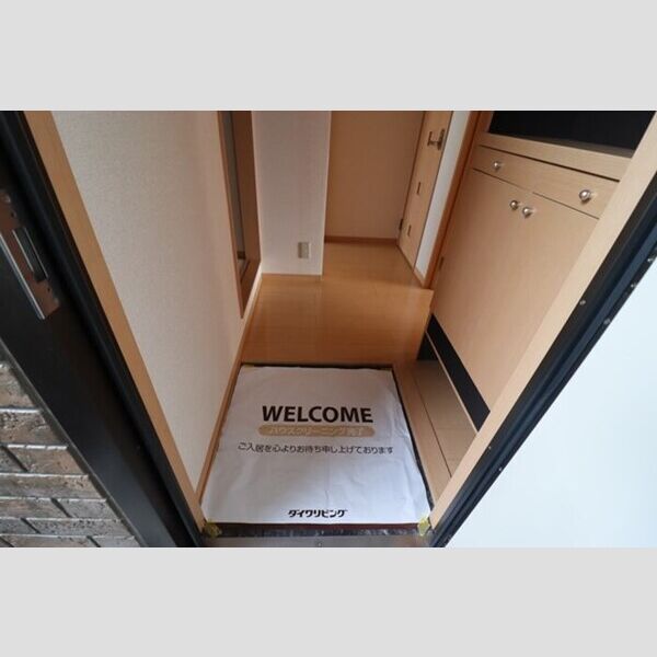 サニーフラット　B 玄関