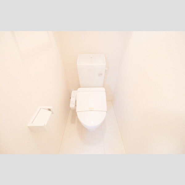 ルミナス ハイム103号室 温水洗浄暖房便座