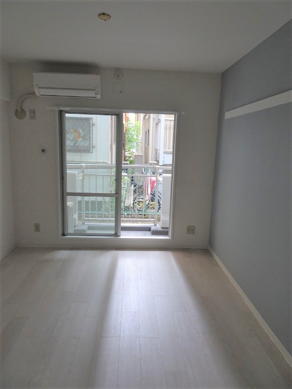 コスモハウスＢ－６(B-006) 居室、リビング