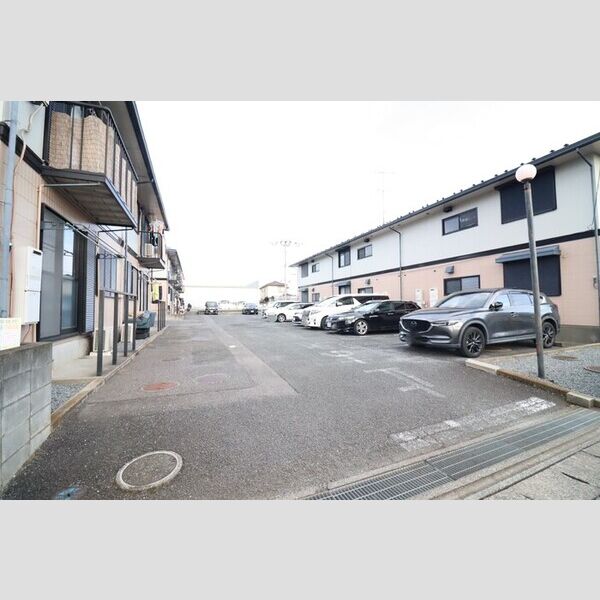 ベルタウン　C203号室 駐車場