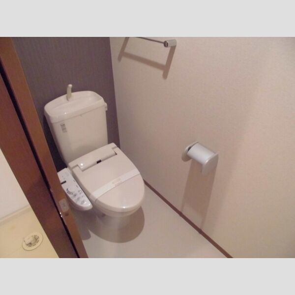 ジュ・マルティⅡ102号室 温水洗浄暖房便座