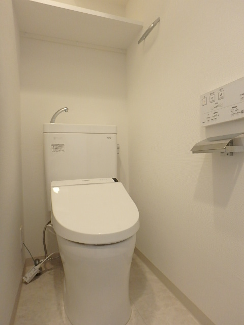 ガーラ・プレシャス川口並木 シャワー付きトイレ