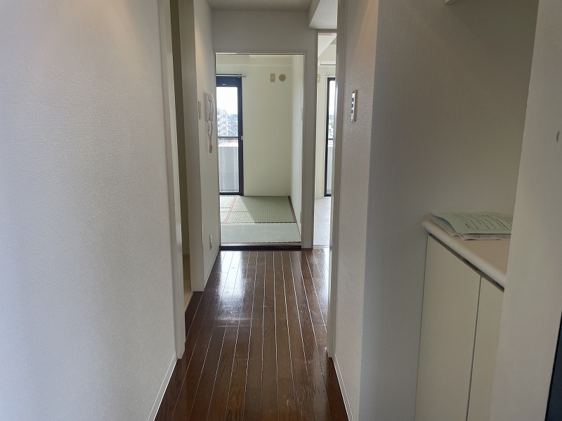 メゾンプルミエ弐番館(K-070)6階 玄関