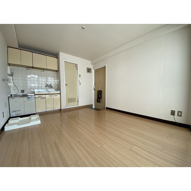 トクスケマンション 内観