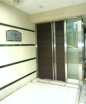 プレール代々木公園弐番館10階 エントランス