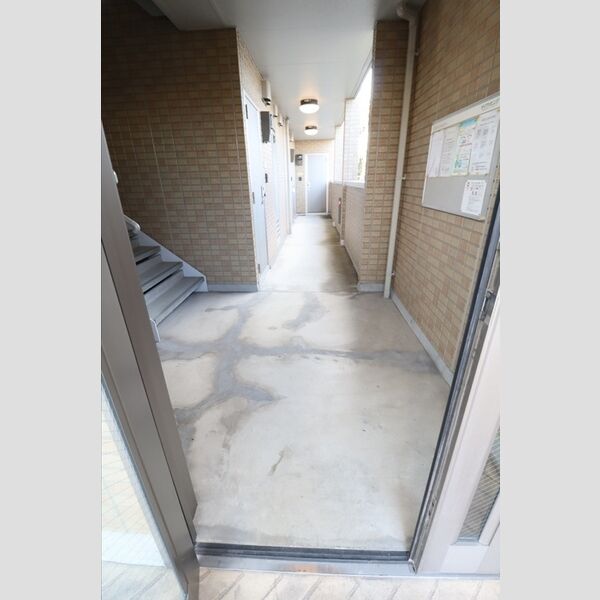 サニーガーデン ロビー