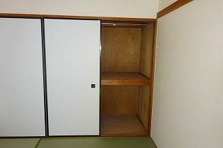 カーサハシモト2階 収納