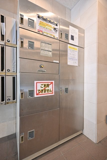 スカイコート池袋東口8階 宅配BOX