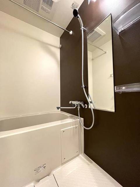 ガーラ・プライム横濱関内4階 きれいなお風呂です