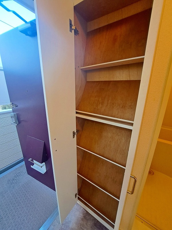 ラ・タジュール2階 収納