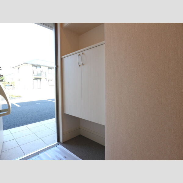 GRAND　SOREIL103号室 玄関