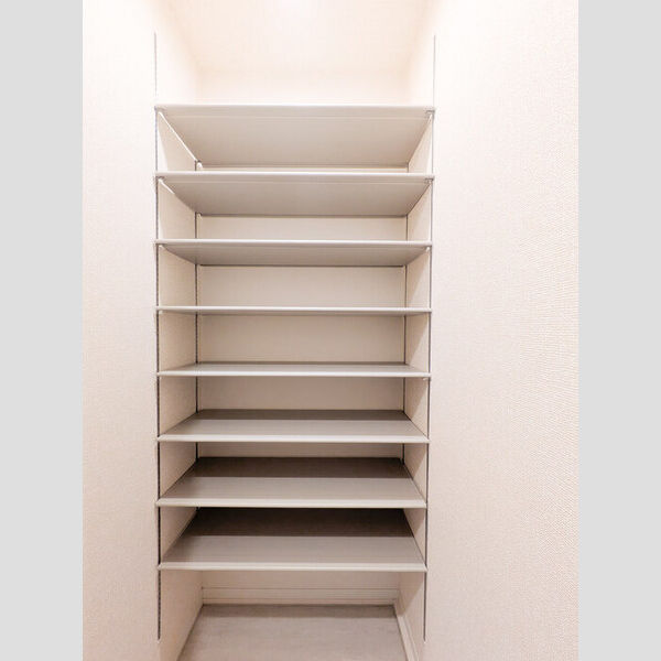 plume303号室 玄関