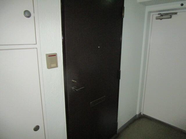 第５山庄ビル 玄関