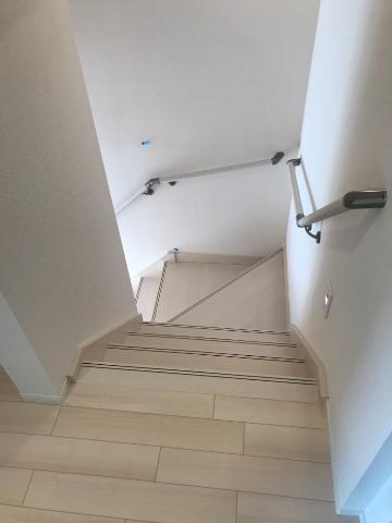 Ｊｏｙｆｕｌ（ジョイフル）202号室 階段