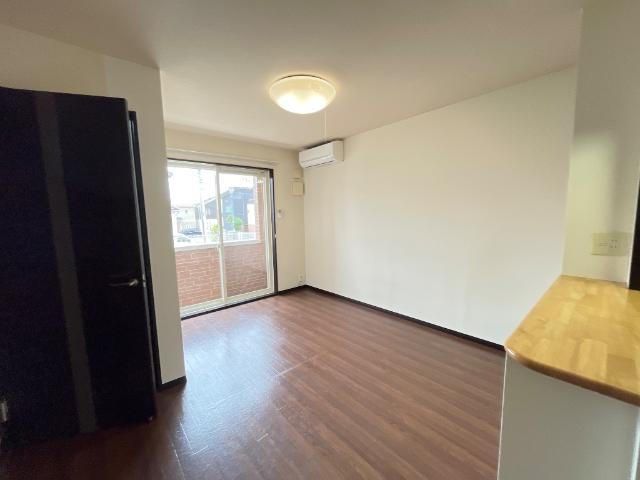 リリー・オブ・ザ・バレー リビング