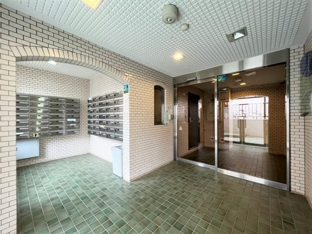 ハイタウン多摩川ナンバー21階 エントランス