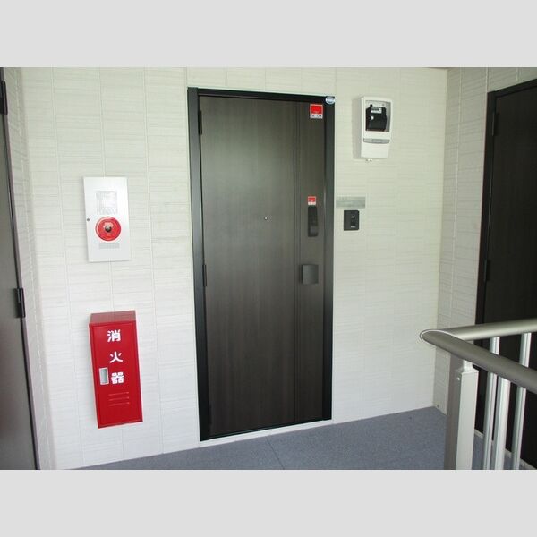 オーフィングⅢ 玄関