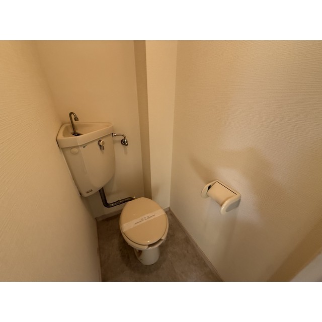 ロフティシルク浜野 内観