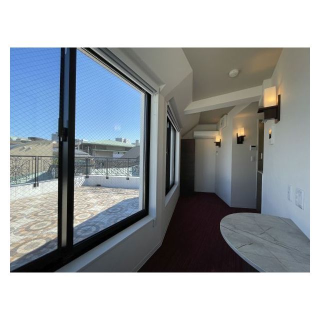 ルクレ神宮前 リビング