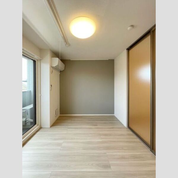 ルリアン北小岩Ⅱ302号室 洋室6、1帖