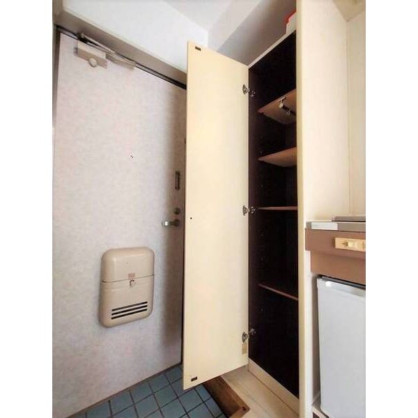 ジュネパレス稲毛第12 収納