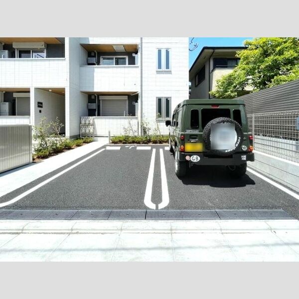 ルリアン北小岩Ⅱ202号室 駐車場